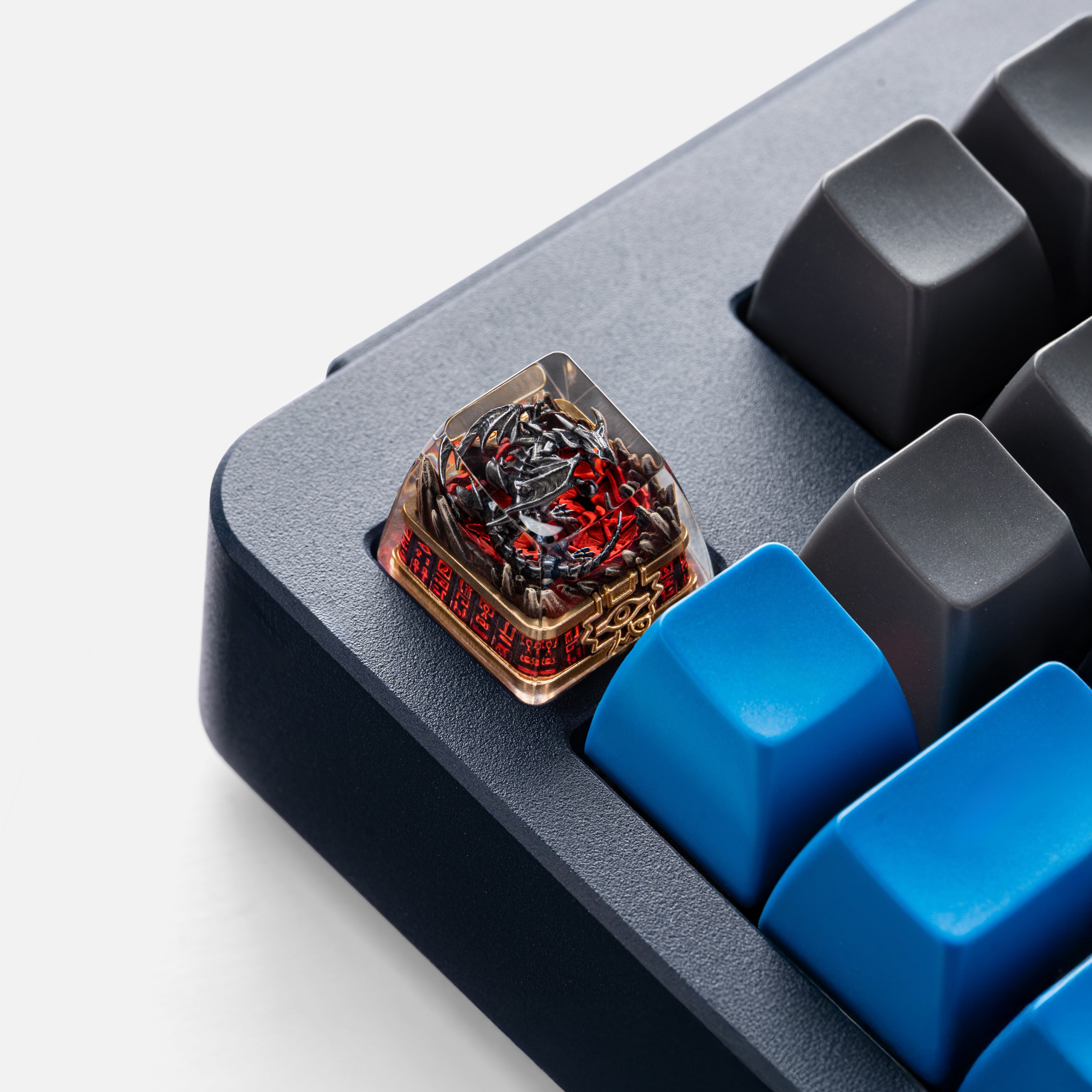 Red Eyes Black Dragon Yu-Gi-Oh! Artisan Resin Keycap